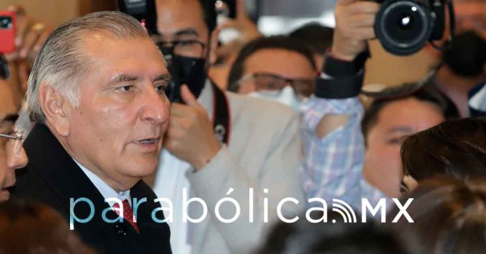 Circulan carta de renuncia de Adán Augusto; es falsa, aclaran senadores
