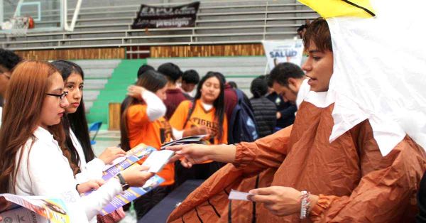 Realizan expo becas universitarias para estudiantes de Texmelucan