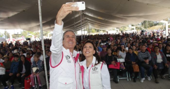 Garantizan Pepe Chedraui y MariElise Budib seguridad alimentaria a las familias de la capital