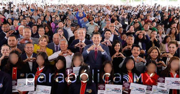 Suma Puebla 79 mil Becas de Conectividad en 2025: Armenta