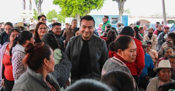 Inicia Roberto Sol&iacute;s asambleas para entrega de fertilizantes en Huejotzingo