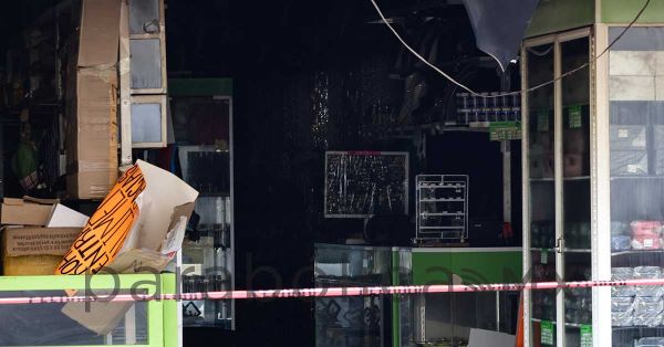 Se incendia local de bisutería en el Centro Histórico de Puebla
