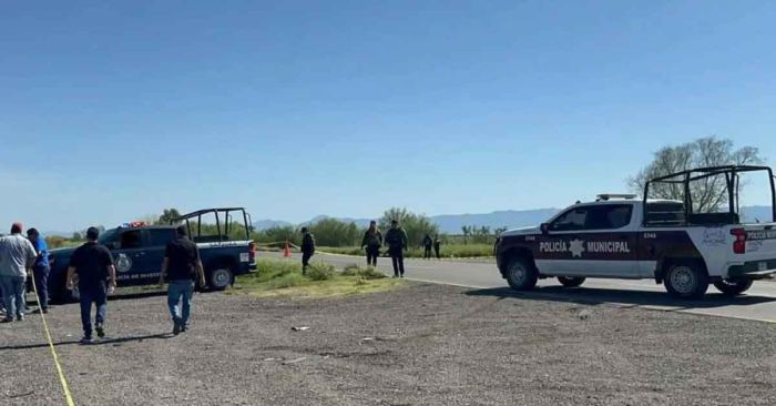 Abandonan 4 cuerpos y restos humanos en carretera de Ahone, Sinaloa