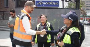 Supervisa David Aysa programa de parqu&iacute;metros en la Ju&aacute;rez y barrio de Santiago