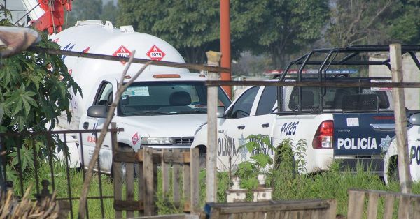 Aseguran 2 pipas de Segas en Coronango