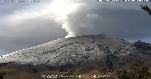 Registra Popocat&eacute;petl 54 exhalaciones y 728 minutos de tremor