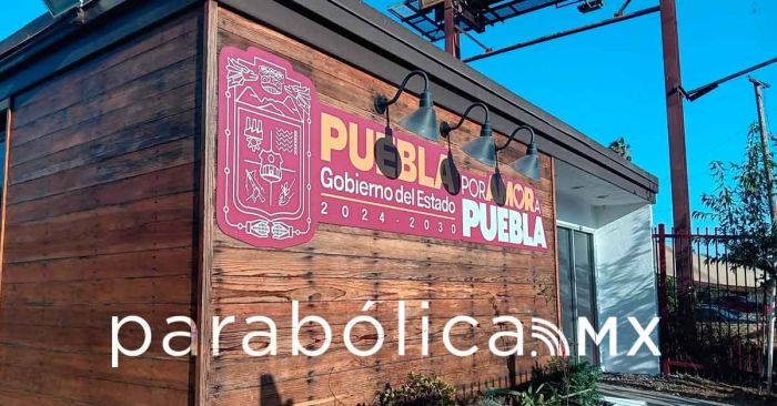 Envía Gobierno de Puebla avanzada a Los Ángeles para apoyar a migrantes: Armenta