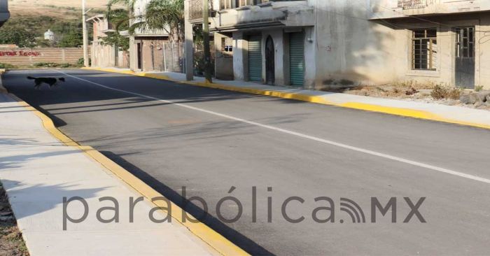 Inaugura Tonantzin Fern&aacute;ndez obra en San Gregorio Zacapechpan