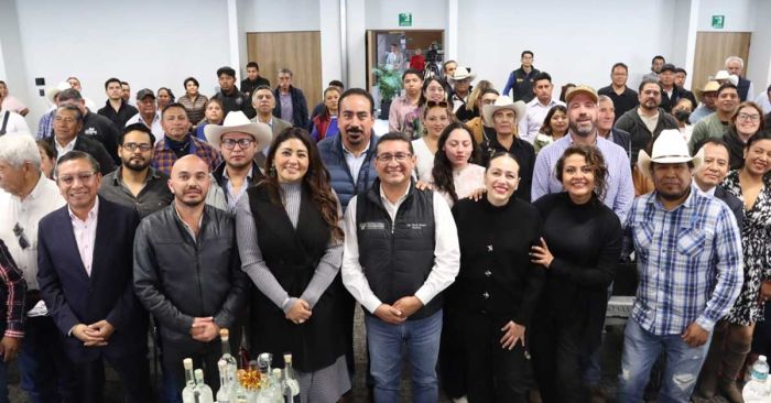 Realiza el Congreso foro para revisar el IEPS y apoyar al sector mezcalero poblano