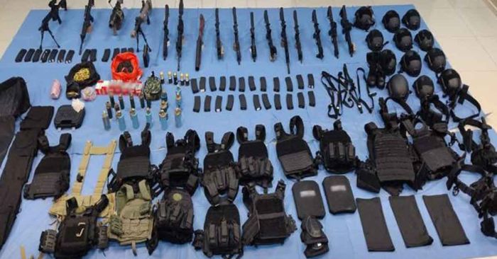 Asegura gabinete de seguridad armas, granadas y chalecos balísticos en Texmelucan