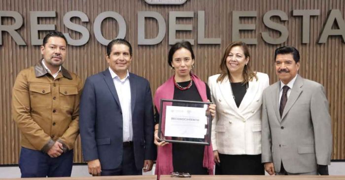 Educación, vital para desarrollo y transformación, afirma Laura Artemisa en Foro