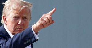 Celebra Trump aranceles: &quot;Están haciendo Estados Unidos grande y rico de nuevo&quot;