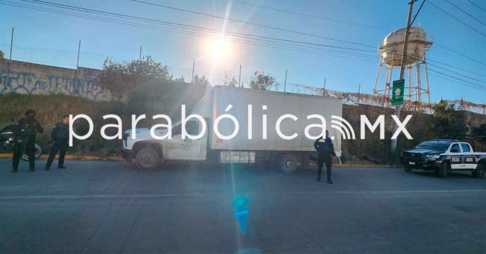Aseguran camioneta en abandono y recuperan una moto con reporte de robo en Cuautlancingo