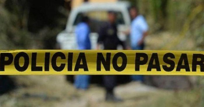 Hallan en barranca de Izúcar de Matamoros a una pareja con impactos de bala