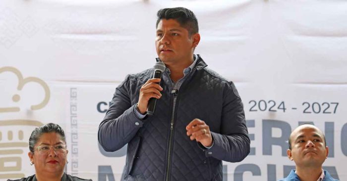Anuncia Omar Muñoz seguro de vida para policías municipales