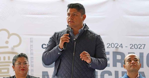 Anuncia Omar Muñoz seguro de vida para policías municipales