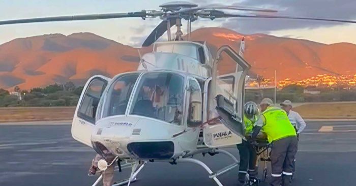 Trasladan a mujer embarazada v&iacute;a a&eacute;rea de Tehuac&aacute;n a Puebla