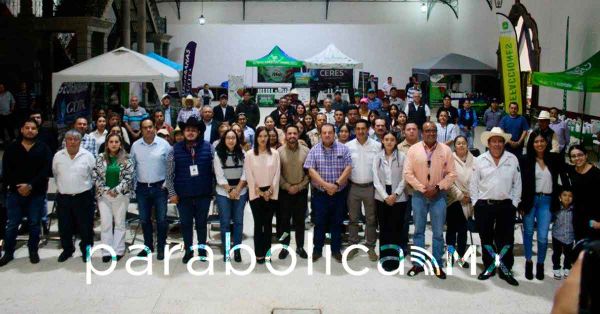Reconoce ExpoBerry de Zacatl&aacute;n valor de productores de berries: ayuntamiento
