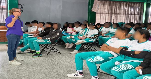 Promueve SEDIF salud emocional en estudiantes del COBAEP 06*