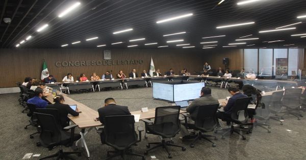 Excluyen a servidores públicos del régimen penal por ciberasedio