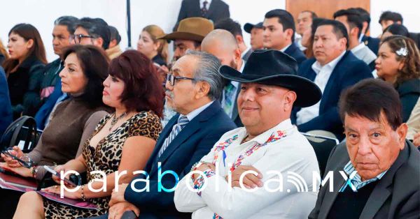 Ofrece Puebla asesoría legal y acompañamiento a migrantes en EUA: Armenta