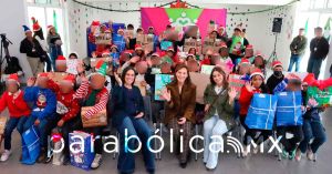 Regala Patronato del DIF Puebla Capital sonrisas a estudiantes del Centro de D&iacute;a