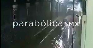 Deja una mujer lesionada colapso de barda de adobe tras lluvias en San Pedro Cholula