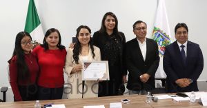 Reconocen en Congreso a jóvenes destacados en distintas áreas