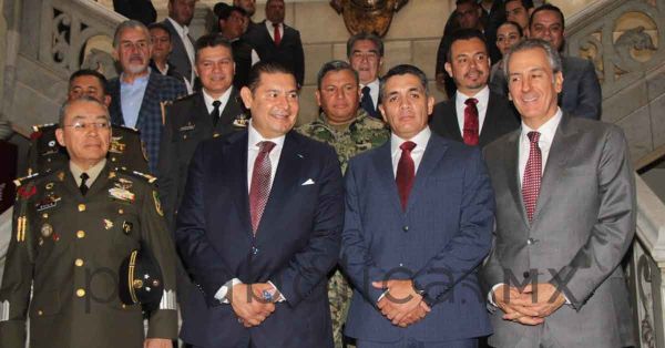 Respalda Armenta llegada de F&eacute;lix Pallares Miranda a la SSC Puebla