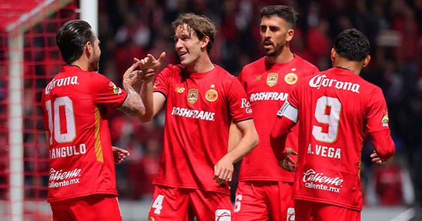 Derrota Toluca al Necaxa en la J1