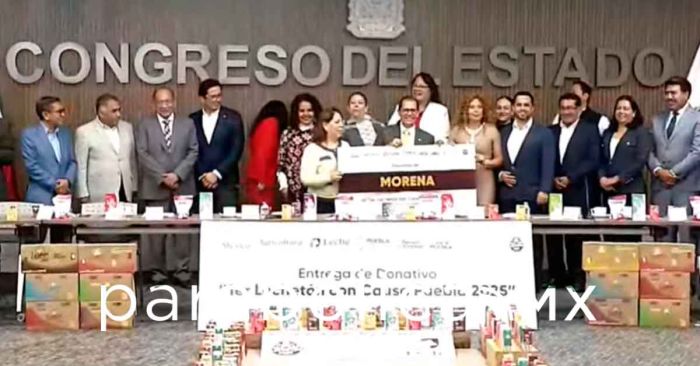 Encabeza Gobierno estatal la entrega de donativo Lechet&oacute;n con causa Puebla 2025