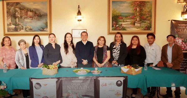 Arrancan en Texmelucan temporada de Chiles en Nogada 2025