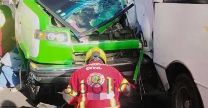 Chocan rutas 68 y 44 en Centro Hist&oacute;rico; dejan 9 heridos