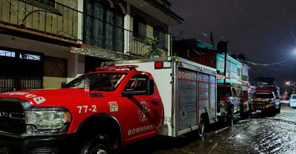 Dejan lluvias severas inundaciones en Atlixco y caída de barda en panteón