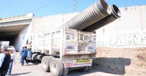 Supervisa Armenta conexi&oacute;n del subcolector Atzitzintla con el colector principal del Alto Atoyac