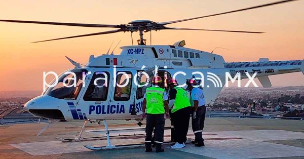 Realiza Salud traslado de urgencia de madre e hijo accidentados de Pantepec a la capital