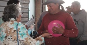 Reconoce DIF San Pedro Cholula labor de trabajadores municipales