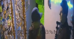 Exhiben a j&oacute;venes que huyeron sin pagar la cuenta de una Pulquer&iacute;a en CH