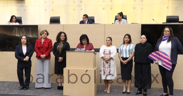 Destacan diputadas trabajo permanente por la igualdad y lucha hist&oacute;rica de mujeres en el marco del 8M