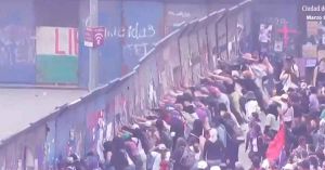 Salen mujeres en casi toda la Rep&uacute;blica a manifestarse por el 8M