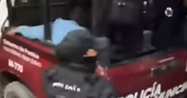 Intentan linchar a presunto agresor sexual de ni&ntilde;a de 8 a&ntilde;os en Santa Mar&iacute;a Coapan, Tehuac&aacute;n