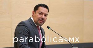 Presenta Andr&eacute;s Villegas iniciativa para modernizar bibliotecas p&uacute;blicas de Puebla