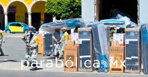 Inicia Defensa reparto de enseres a familias damnificadas de la Sierra Norte