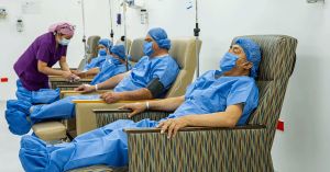 Reconoce DIF Puebla Capital labor social de fundaci&oacute;n Jenkins por financiar cirug&iacute;as de cataratas