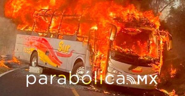 Reporta Gabinete de Seguridad m&aacute;s de 250 bloqueos en 20 Estados tras la ca&iacute;da de "El Mencho"