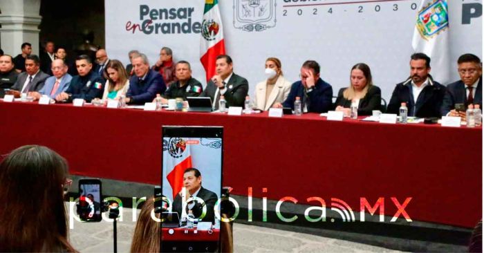 Defiende Armenta derecho de las audiencias a la verdad