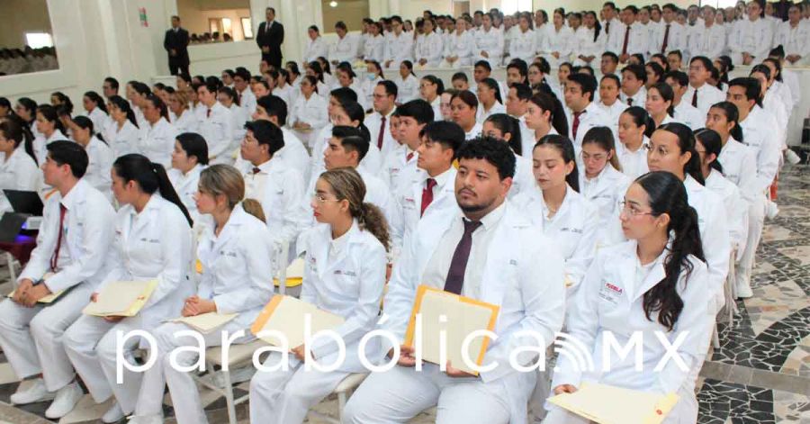 Conmemora Armenta el sexto Aniversario de la Universidad de la Salud