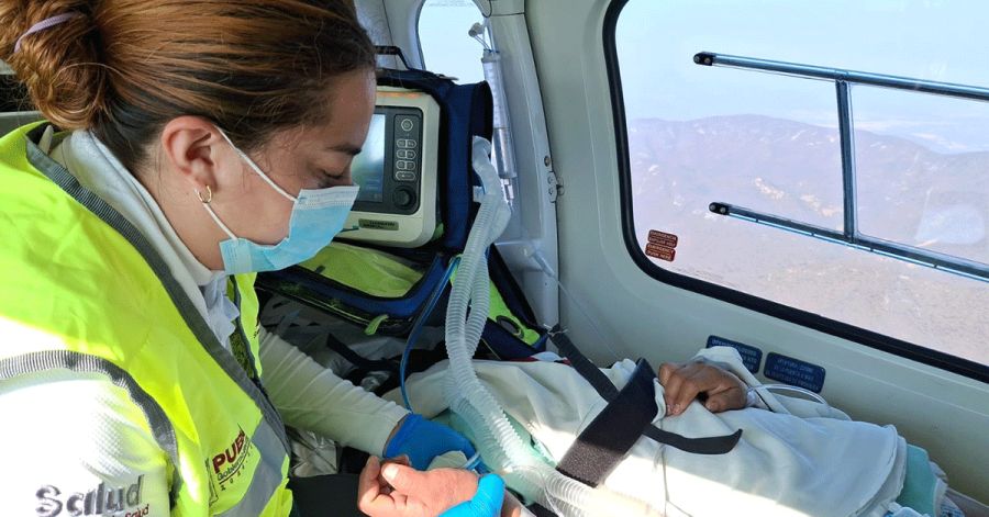 Trasladan v&iacute;a a&eacute;rea a mujer embarazada de Chiautla de Tapia a Puebla capital