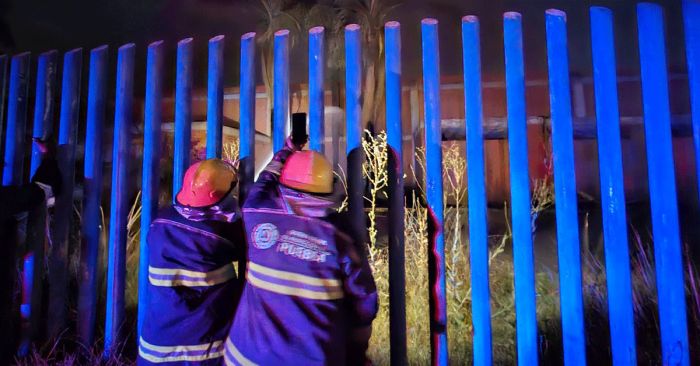 Atienden dos incendios en la capital