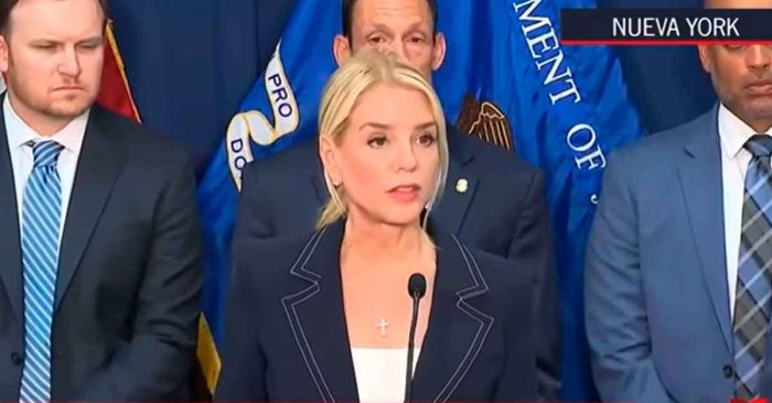 Acusan a la fiscal trumpista de encubrimiento del caso Epstein